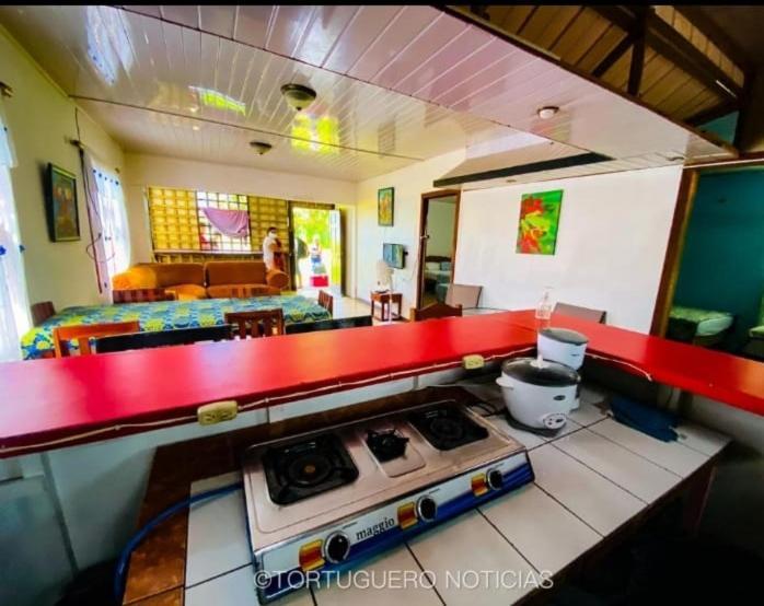 Casa Artavia Villa Тортугеро Стая снимка